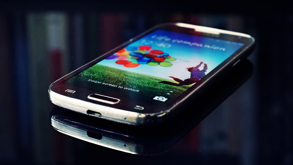 Politicians in Pennsylvania should focus on real issues, not cellphones