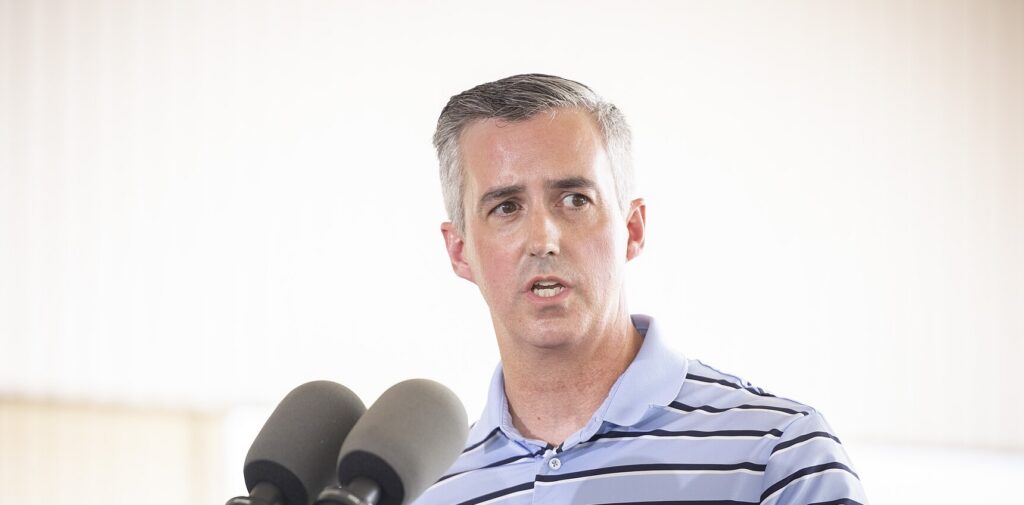 Can Democrats turn Bucks from purple to blue?